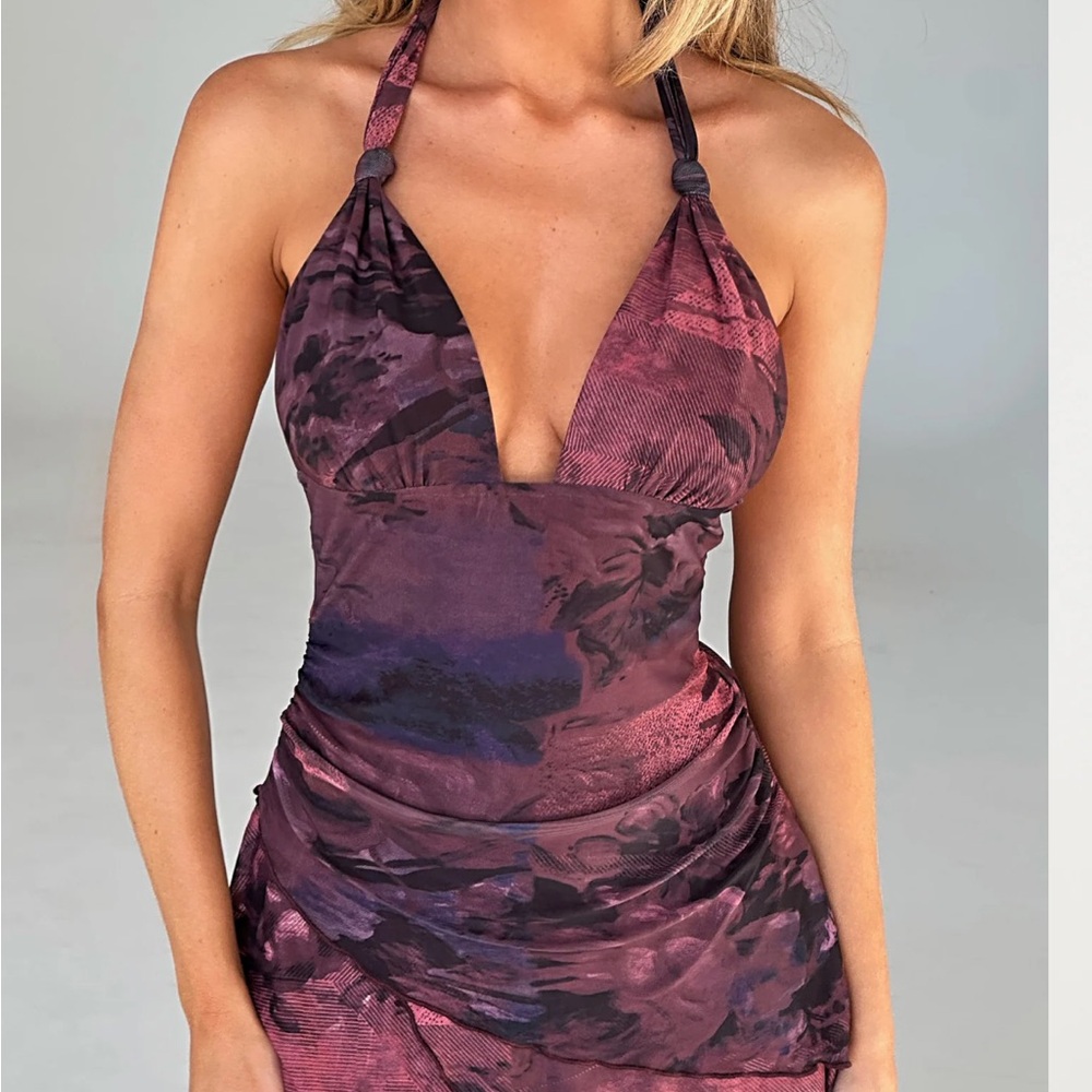 Elegant Halter Neck Dress in Maroon and Black